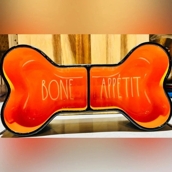 Rae Dunn Artisan Collection bon appetit dog bone shaped dog bowl. Brand new!! - Picture 1 of 5